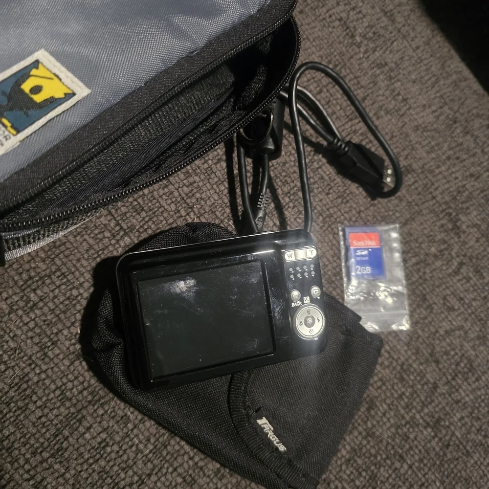 Fujifilm | FinePix AX655 Digital Camera & Accessories